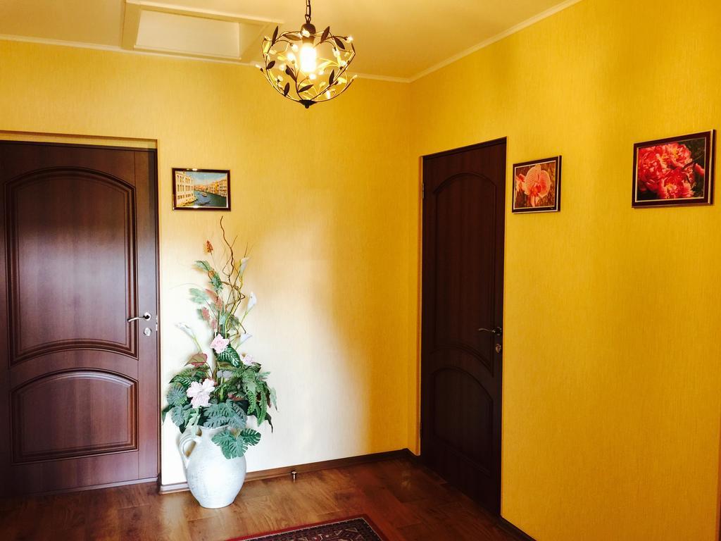 Complimente Guest House Charkov Buitenkant foto